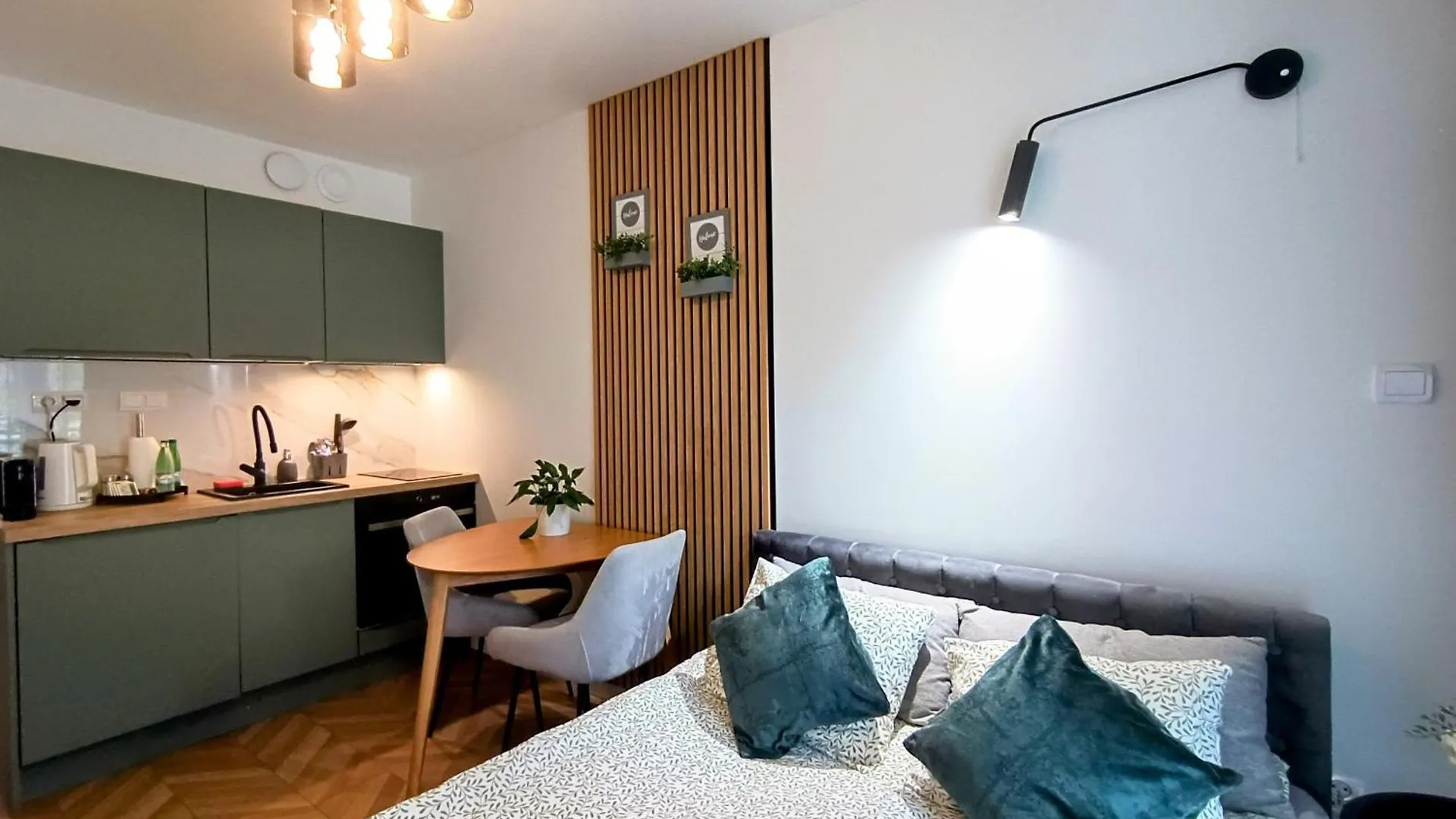 Amamolto Select - Wloskie Apartamenty, Restauracja, Bezplatny Parking Wrocław Polska